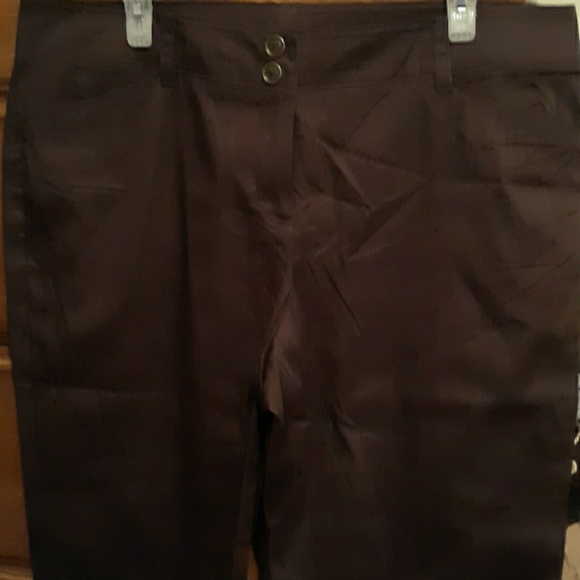 Capris - Picture 1 of 4